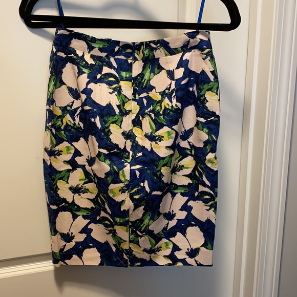 Jcrew “The Pencil Skirt” - Picture 2 of 2